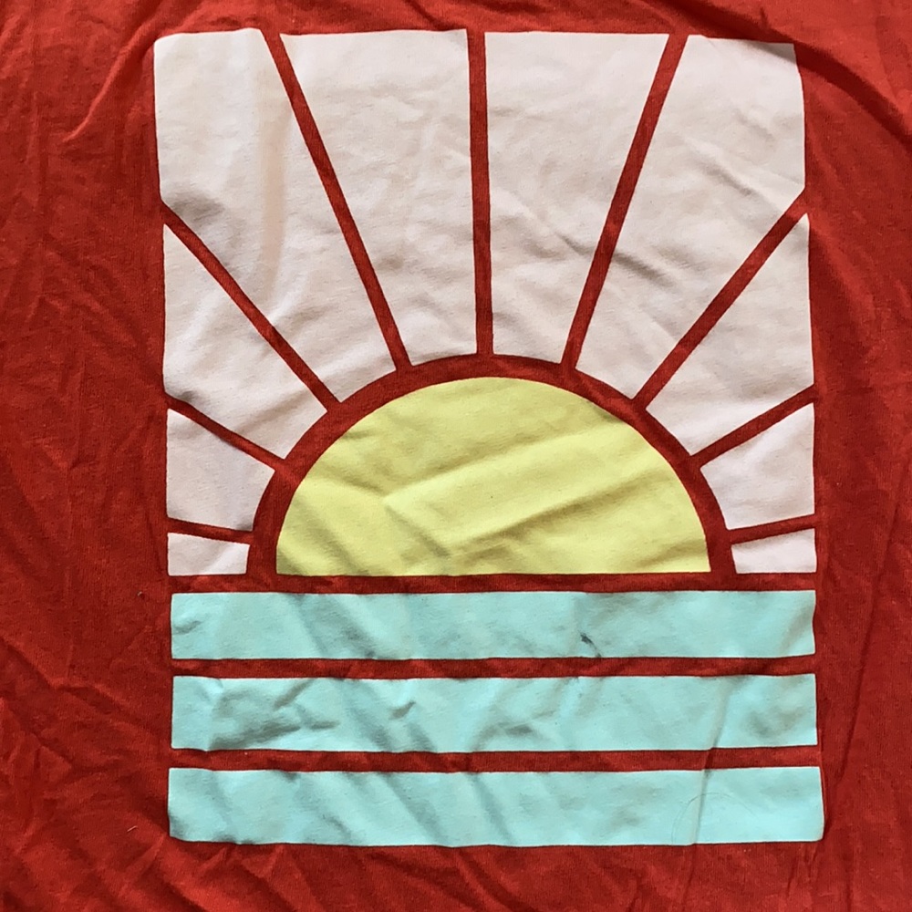 🌅Cali Tee🌅 - Picture 4 of 5